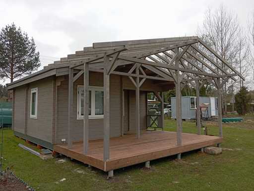 Labākās pergolas idejas mazam dārzam: koka nojume pie mājas un citi vietu taupoši risinājumi